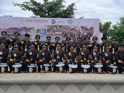 CLAUSURA DEL IX ENCUENTRO REGIONAL DE BANDAS DE GUERRA Y ESCOLTAS DE BANDERA