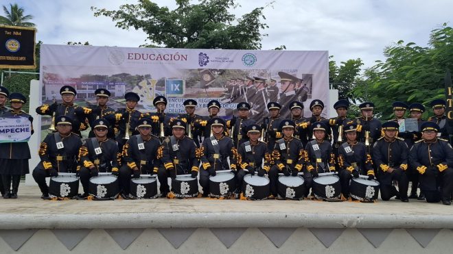 CLAUSURA DEL IX ENCUENTRO REGIONAL DE BANDAS DE GUERRA Y ESCOLTAS DE BANDERA