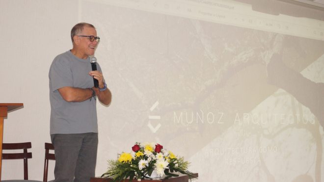 CONFERENCIA MAGISTRAL DEL ARQ. JAVIER MUÑOZ MENÉNDEZ