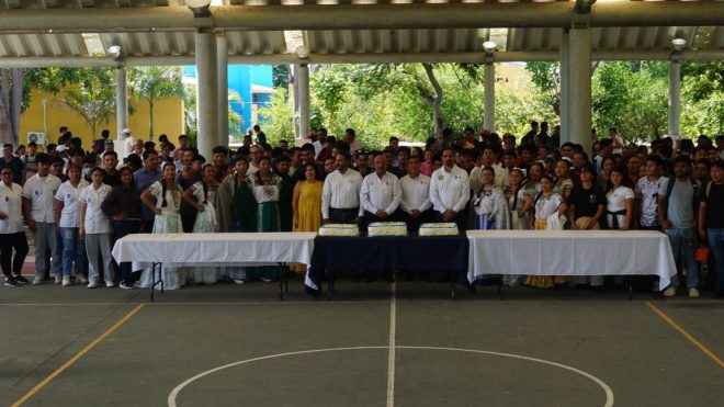 CONMEMORACIÓN DEL 48 ANIVERSARIO DEL INSTITUTO TECNOLÓGICO DE CAMPECHE A TRAVÉS DEL CORTE DE PASTEL