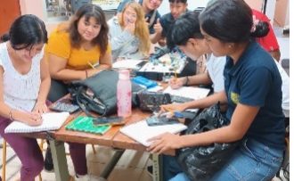 TUTORÍAS PARA FORTALECER EL DESARROLLO ESTUDIANTIL