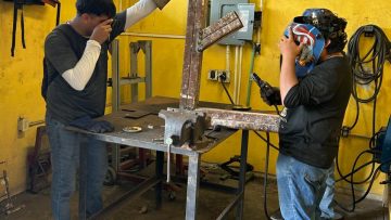 PROTOTIPO DE DESTILADOR SOLAR