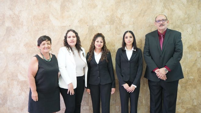 ACTO DE RECEPCIÓN PROFESIONAL DE MARTHA YOLANDA FLORES OLMOS Y DANNA PAOLA COYOL MORALES