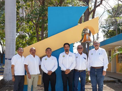 ENTREGA FORMAL DEL AULA MAGNA