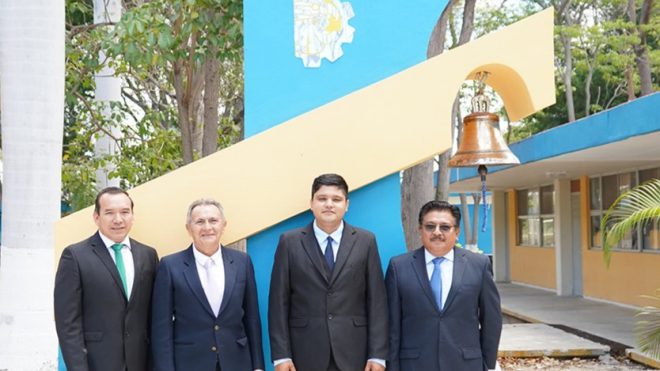 RECEPCIÓN PROFESIONAL DEL C. HERIBERTO SOSAS GÓMEZ