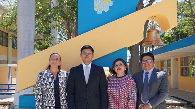 RECEPCIÓN PROFESIONAL DEL C. MARIO ALBERTO PAREDES BRITO