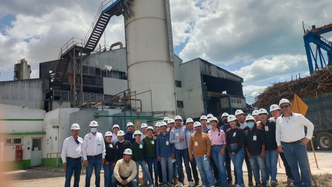 VISITA ACADÉMICA AL GRUPO AZUCARERO DEL TRÓPICO: INGENIO LA JOYA