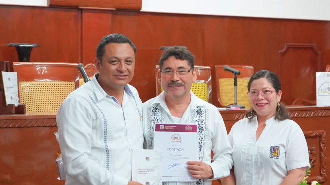 PARTICIPACIÓN EN LA OBRA “EDUCACIÓN SUPERIOR E INNOVACIÓN CURRICULAR”