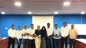 ENTREGA DE MEDALLASDE 30 Y 40 AÑOS DELABOR ACADÉMICA